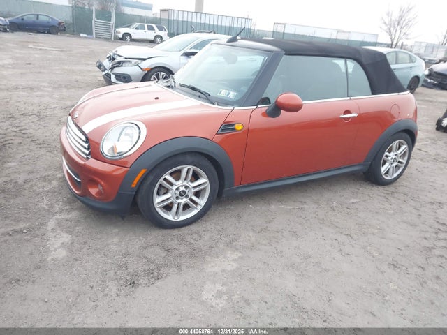 2013 MINI CONVERTIBLE WMWZN3C5XDT135537 Photo 1