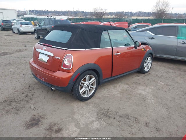 2013 MINI CONVERTIBLE WMWZN3C5XDT135537 Photo 3