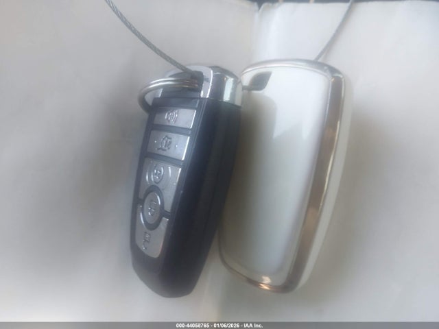 Продажа на аукционе авто 2020 Lincoln Aviator Reserve, vin: 5LM5J7XC6LGL21797, номер лота: 44058765