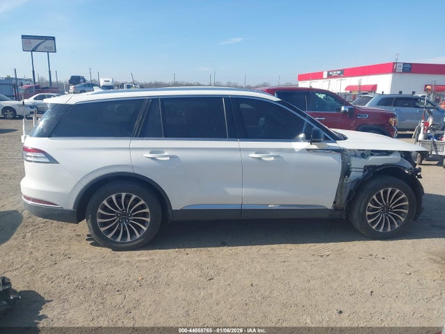 Продажа на аукционе авто 2020 Lincoln Aviator Reserve, vin: 5LM5J7XC6LGL21797, номер лота: 44058765