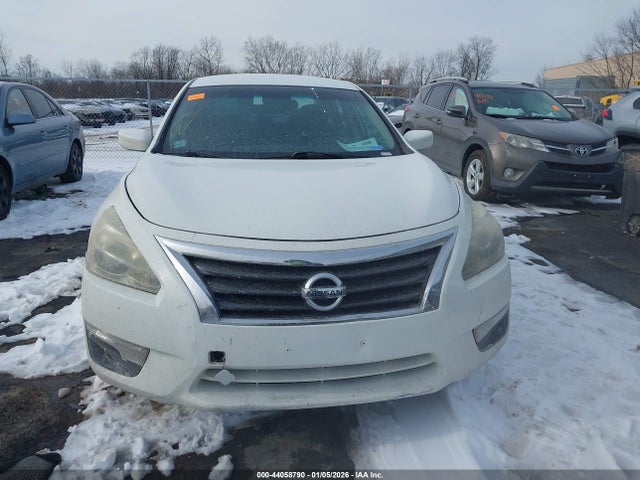 Продаж на аукціоні авто 2015 Nissan Altima 2.5 S, vin: 1N4AL3AP2FN405643, номер лоту: 44058790