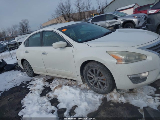 Продаж на аукціоні авто 2015 Nissan Altima 2.5 S, vin: 1N4AL3AP2FN405643, номер лоту: 44058790