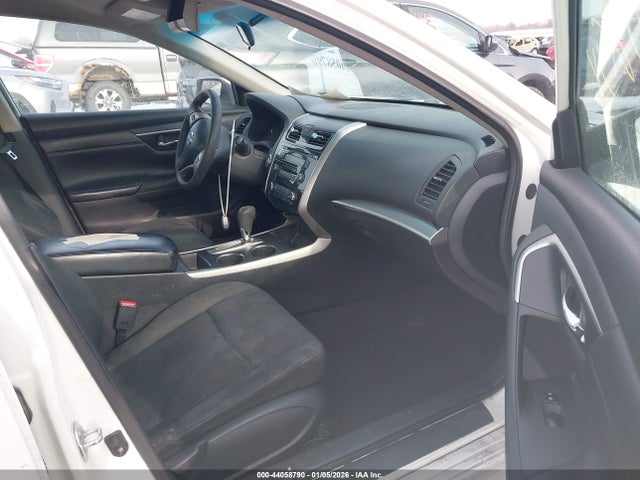 Продаж на аукціоні авто 2015 Nissan Altima 2.5 S, vin: 1N4AL3AP2FN405643, номер лоту: 44058790