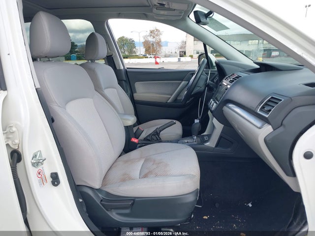 Subaru Forester 2.5i Premium 2017 JF2SJAECXHH424475 Image 5