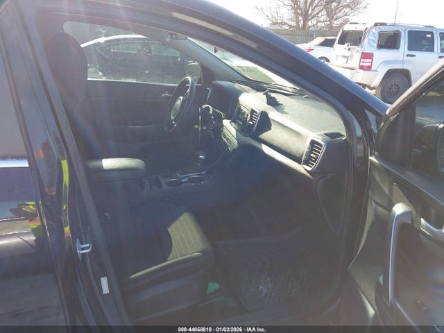2018 KIA SPORTAGE KNDPMCAC1J7312625 Photo 4