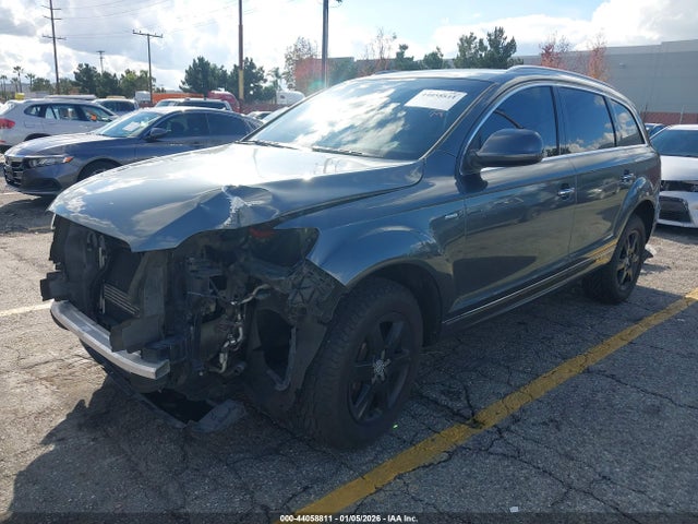 2015 AUDI Q7 WA1CGAFE4FD031698 Photo 1