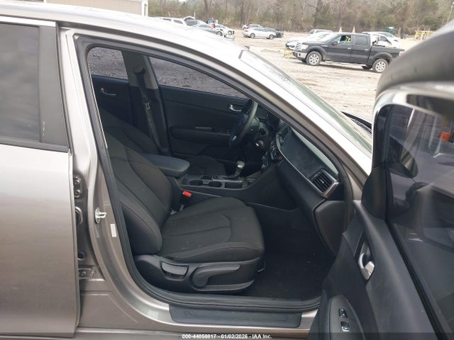 5XXGT4L30GG099270 KIA Optima Lx