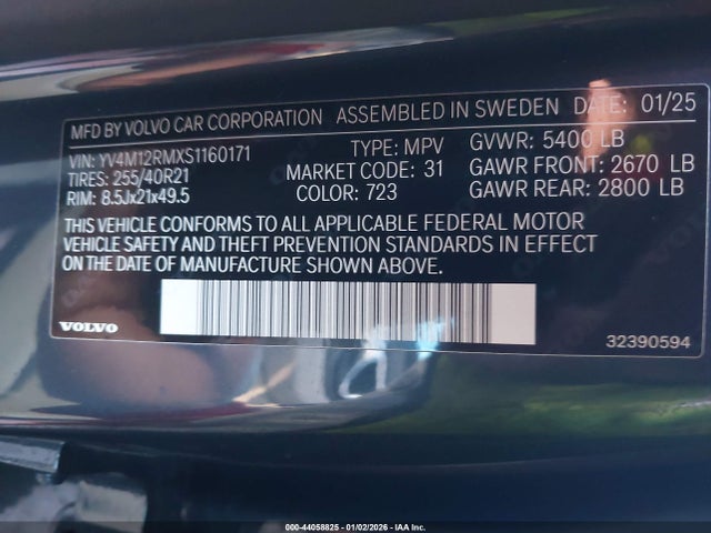 2025 VOLVO XC60 YV4M12RMXS1160171 Photo 8