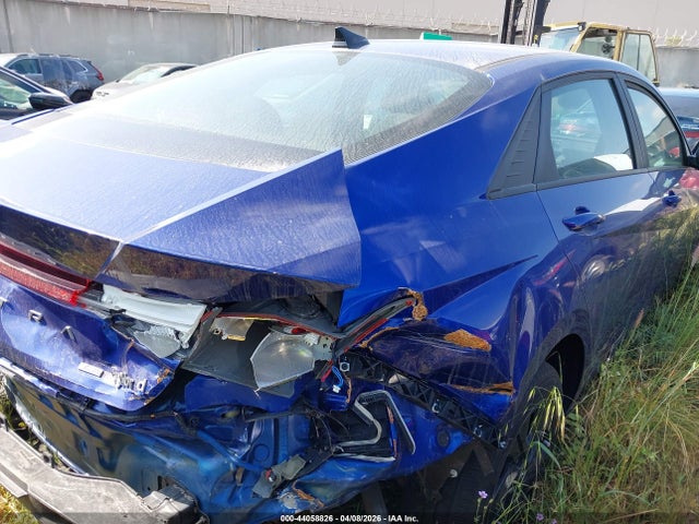 2023 HYUNDAI ELANTRA HYBRID KMHLM4AJ5PU075727 Photo 3