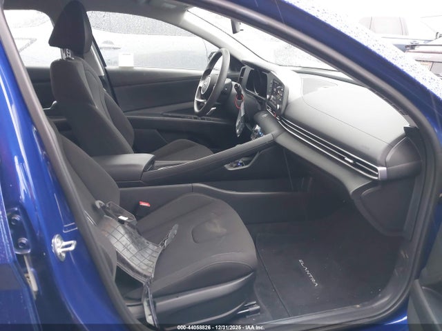 2023 HYUNDAI ELANTRA HYBRID KMHLM4AJ5PU075727 Photo 4