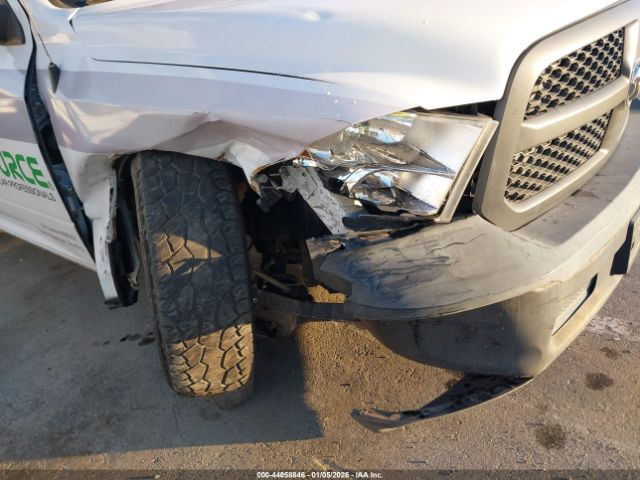 2016 RAM 1500 3C6JR6AG4GG357977 Photo 5