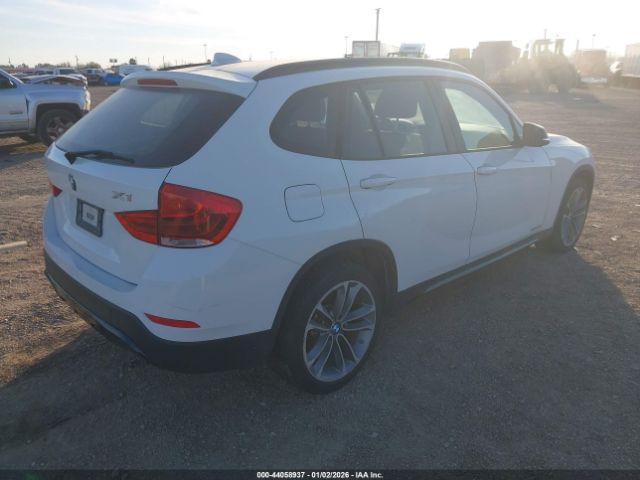 2014 BMW X1 WBAVM1C55EVW55608 Photo 3