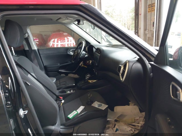 KNDJ63AU3L7024648 KIA Soul Gt-line
