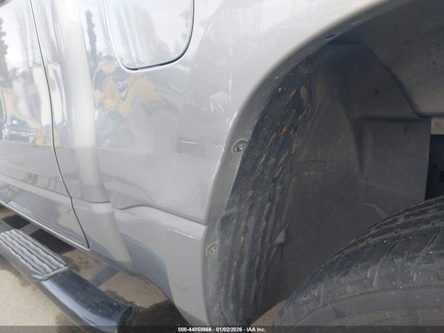 1C6RREFGXNN326176 RAM 1500 Big Horn 4x2 5&#039;7 Box