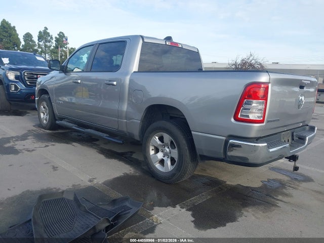 1C6RREFGXNN326176 RAM 1500 Big Horn 4x2 5&#039;7 Box
