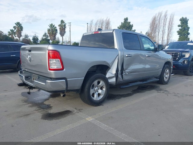 1C6RREFGXNN326176 RAM 1500 Big Horn 4x2 5&#039;7 Box