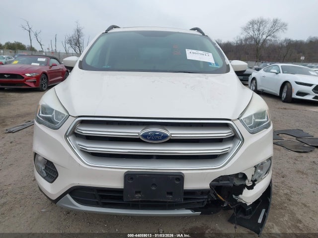 Продажа на аукционе авто 2018 Ford Escape Sel, vin: 1FMCU0HD5JUA47328, номер лота: 44059013