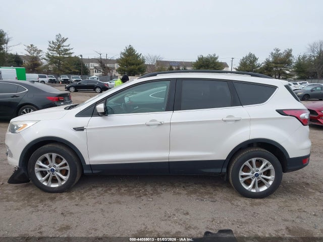 Продажа на аукционе авто 2018 Ford Escape Sel, vin: 1FMCU0HD5JUA47328, номер лота: 44059013