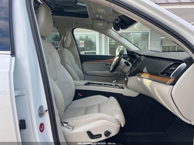 2017 VOLVO XC90 HYBRID YV4BC0PL8H1109373 Photo 4