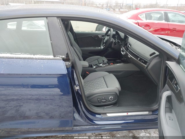 2025 AUDI S5 SPORTBACK WAUB4CF53SA012770 Photo 4