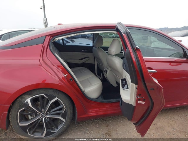 1N4BL4EV0MN327508 Nissan Altima Sl Fwd