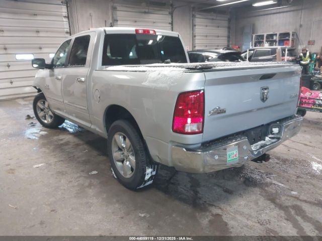2016 RAM 1500 1C6RR7LG0GS397813 Photo 2