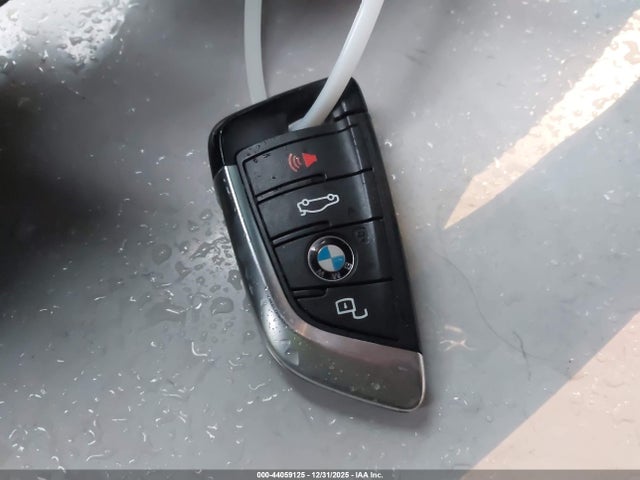 2022 BMW I4 WBY33AW00NFN13317 Photo 10