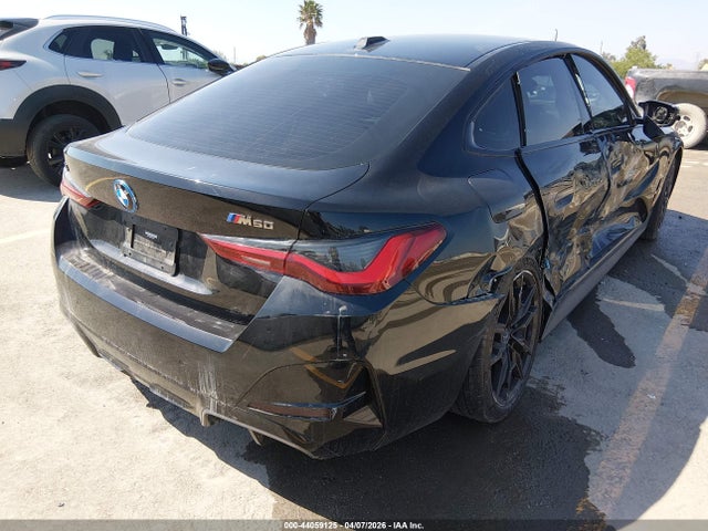 2022 BMW I4 WBY33AW00NFN13317 Photo 3