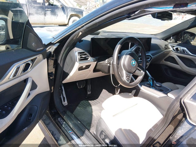 2022 BMW I4 WBY33AW00NFN13317 Photo 4