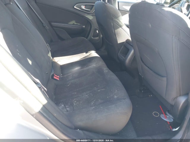 Chrysler 200 Limited 2015 1C3CCCAB7FN562998 Image 8