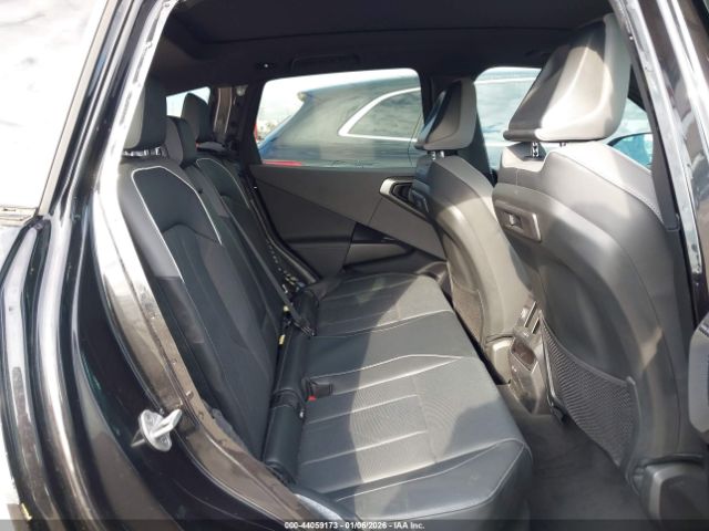 2025 BMW X3 5UX73GP02S9Y37141 Photo 7