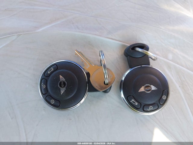 2016 MINI COUNTRYMAN WMWZC3C50GWT10953 Photo 10