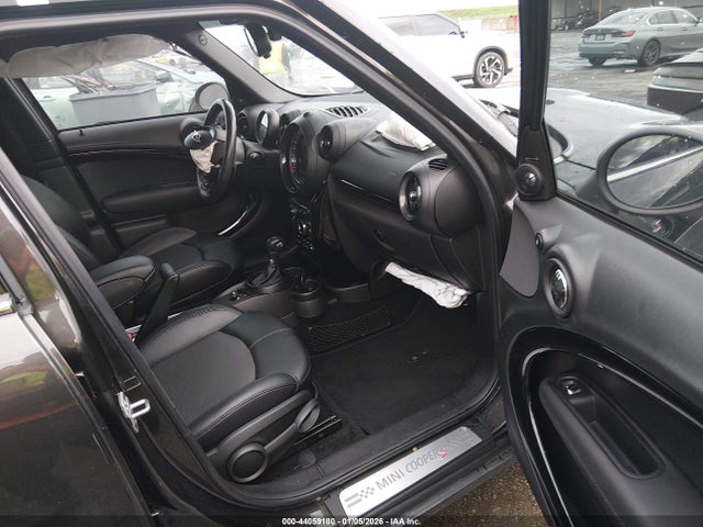 2016 MINI COUNTRYMAN WMWZC3C50GWT10953 Photo 4