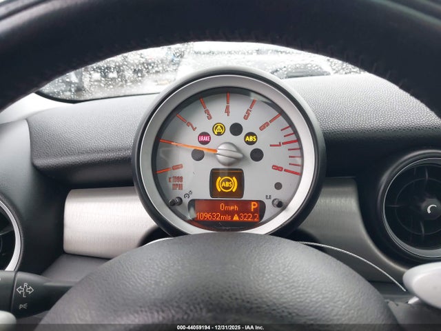 2009 MINI COOPER WMWMF33529TT68486 Photo 6