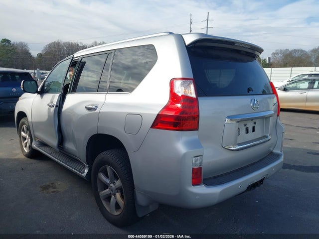 2011 LEXUS GX 460 JTJBM7FXXB5018874 Photo 2