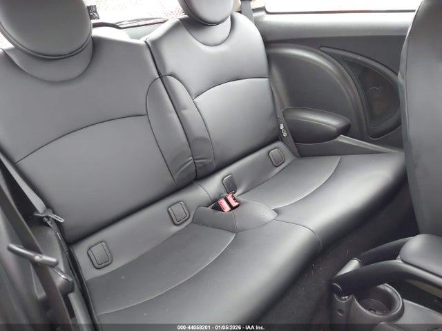 2011 MINI COOPER WMWSU3C54BT181947 Photo 7