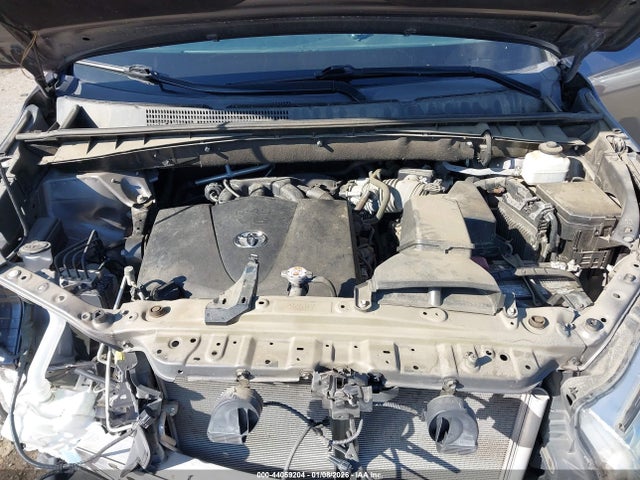 5TDZZRFH9KS307374 Toyota Highlander Le
