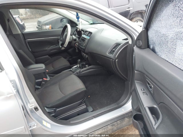 2017 MITSUBISHI OUTLANDER SPORT JA4AR3AU5HZ047345 Photo 4