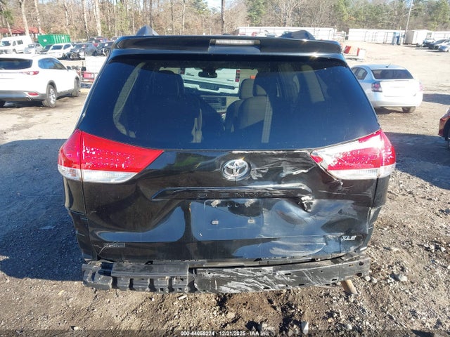 2012 Toyota Sienna Xle V6 8 Passenger მანქანა იყიდება აუქციონზე, vin: 5TDYK3DC9CS182673, აუქციონის ნომერი: 44059224