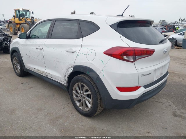 KM8J23A44HU515844 Hyundai TUCSON SE