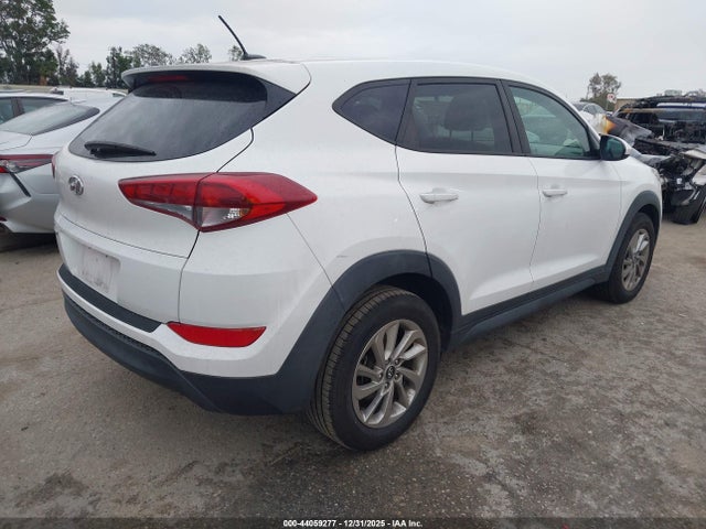 KM8J23A44HU515844 Hyundai TUCSON SE
