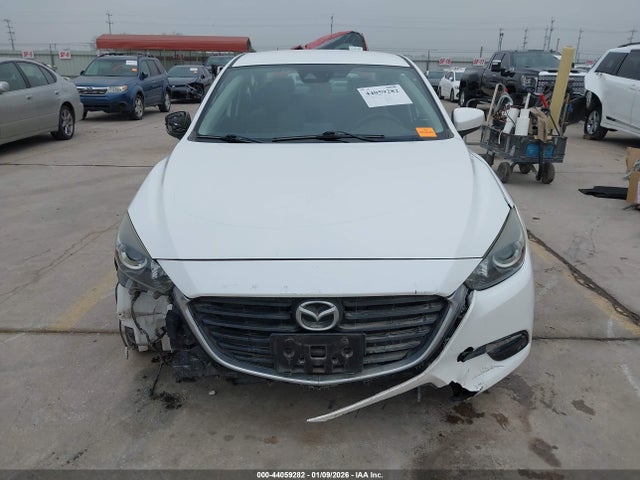 3MZBN1V3XJM159669 Mazda Mazda3 Touring