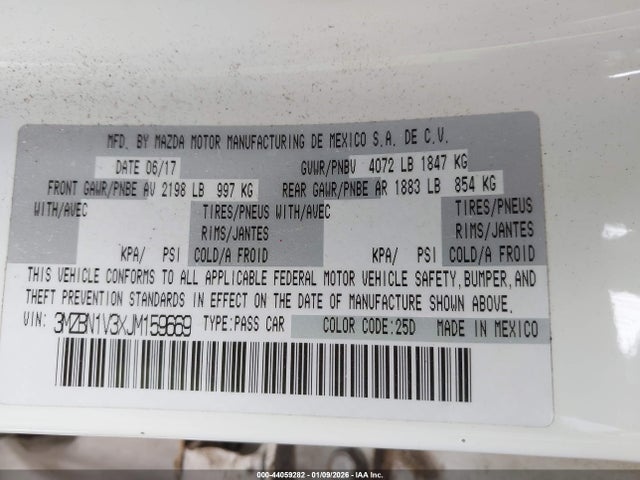 3MZBN1V3XJM159669 Mazda Mazda3 Touring