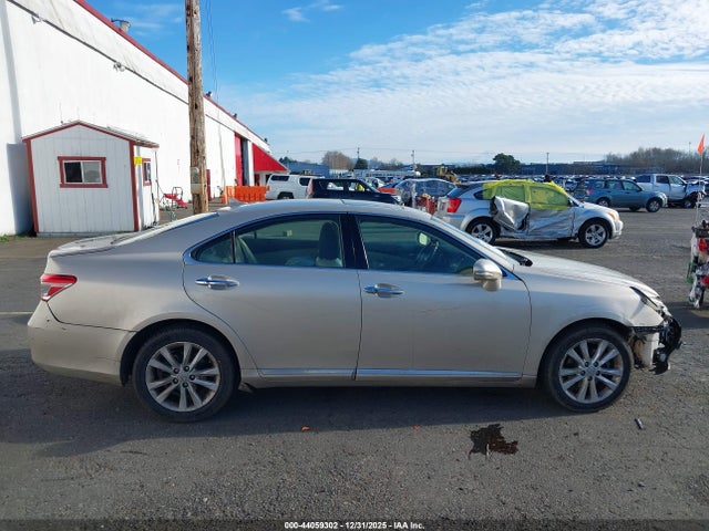 44059302 :رقم المزاد ، JTHBK1EG0A2385367 vin ، 2010 Lexus Es 350 مزاد بيع