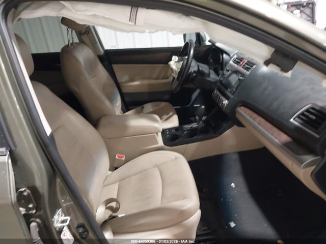 Subaru Outback 2.5i Limited 2015 4S4BSBNC5F3353693 Image 5