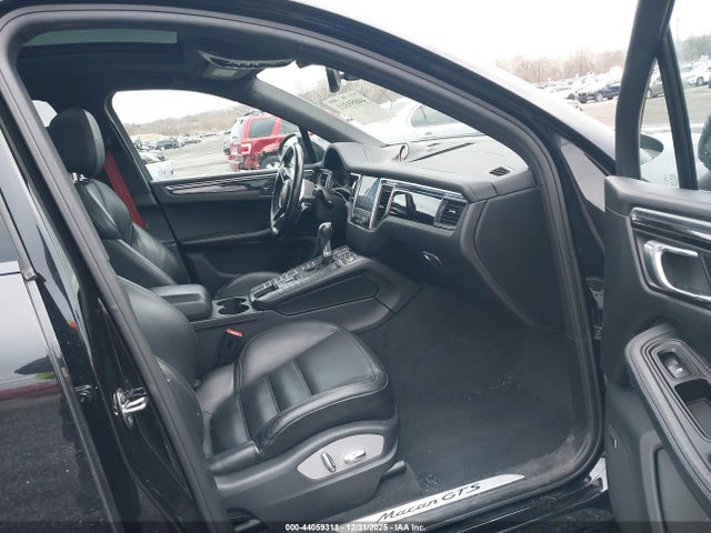 2018 PORSCHE MACAN WP1AG2A52JLB61504 Photo 4