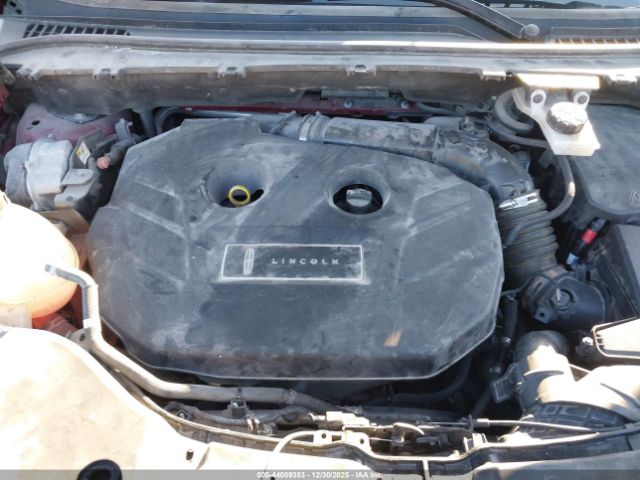 2019 LINCOLN MKC 5LMCJ3C98KUL21679 Photo 9