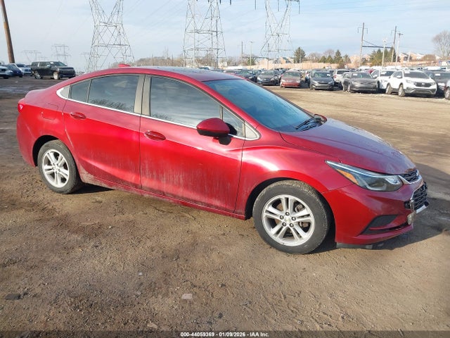 1G1BE5SM9H7197236 Chevrolet Cruze Lt Auto