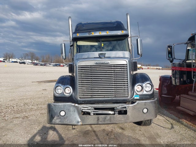 3ALXFBCGXGDHJ1859 Freightliner Conventional Coronado 132