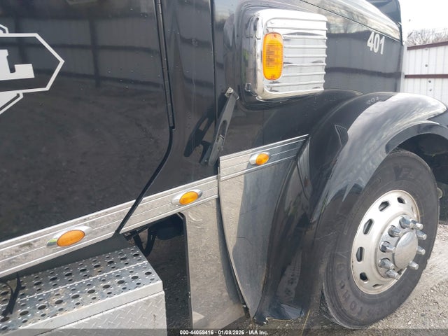 3ALXFBCGXGDHJ1859 Freightliner Conventional Coronado 132
